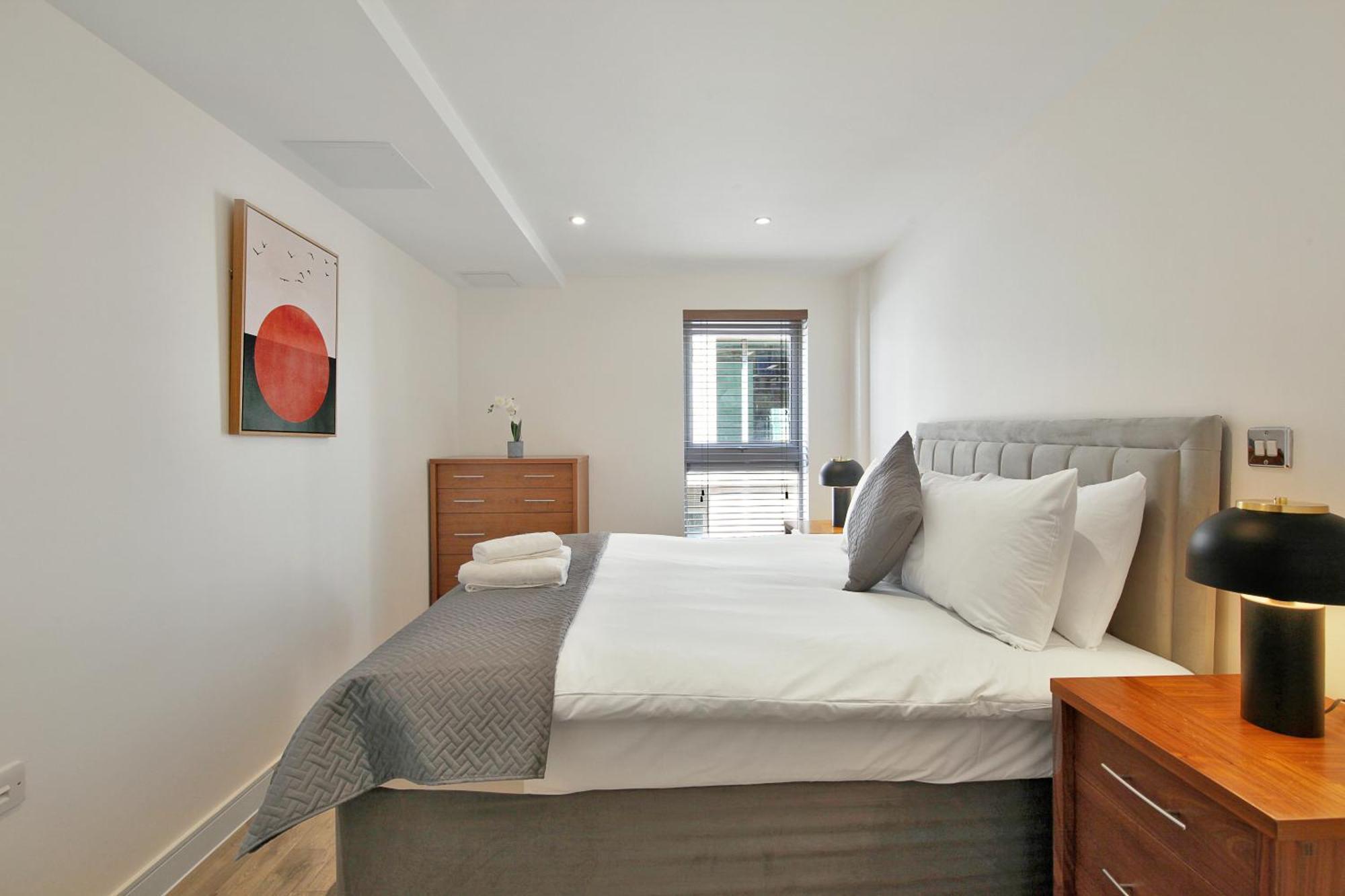 2 Bed Executive Apartment Next To Liverpool Street Free Wifi By City Stay Aparts Лондон Экстерьер фото