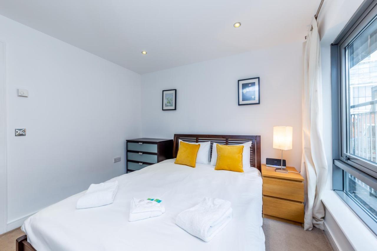 2 Bed Executive Apartment Next To Liverpool Street Free Wifi By City Stay Aparts Лондон Экстерьер фото